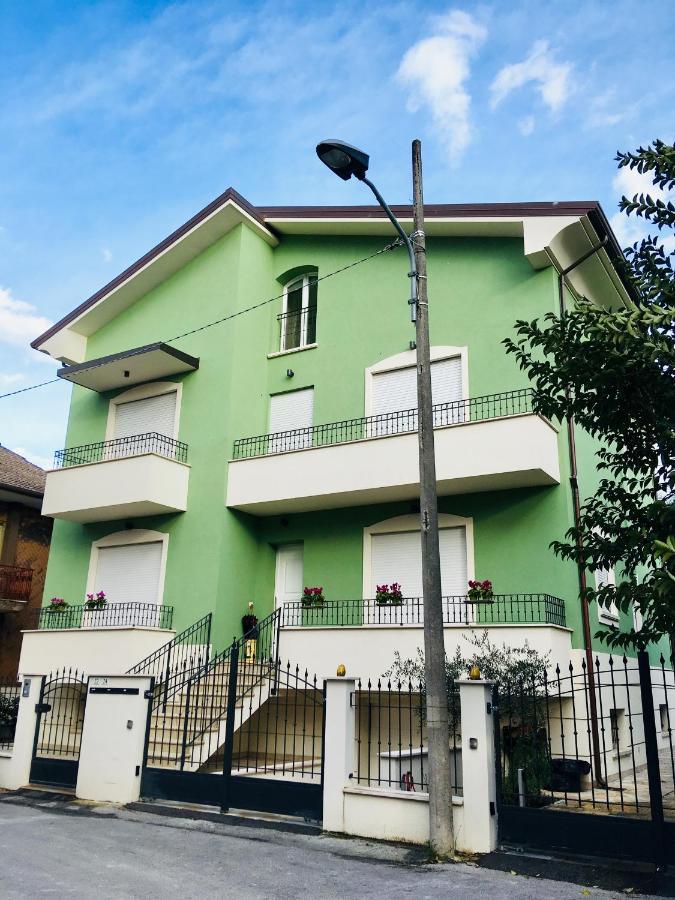 Residenza Elena Apartamento Rímini Exterior foto